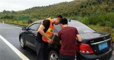 涞源永福道路救援